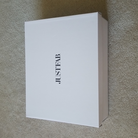 New In Box Slouchy Block Heeled Boots - Picture 7 of 9